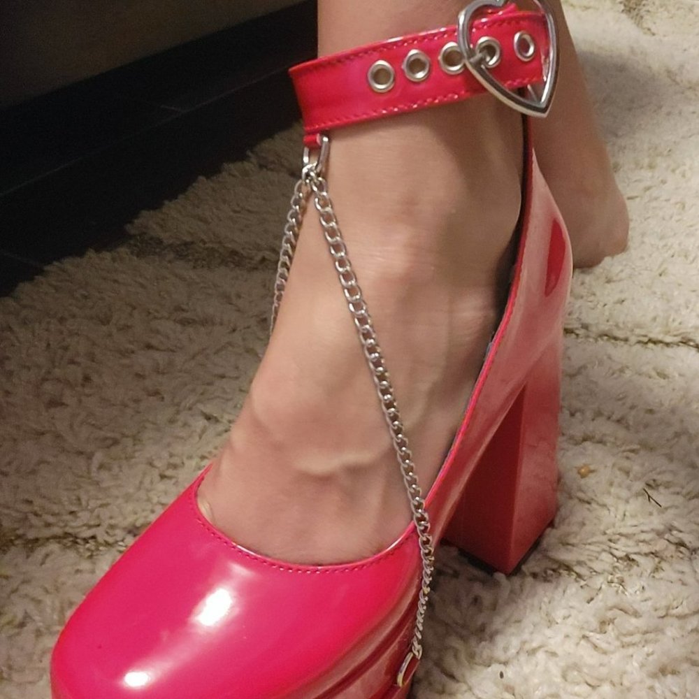 Red Heels size 7 Like New